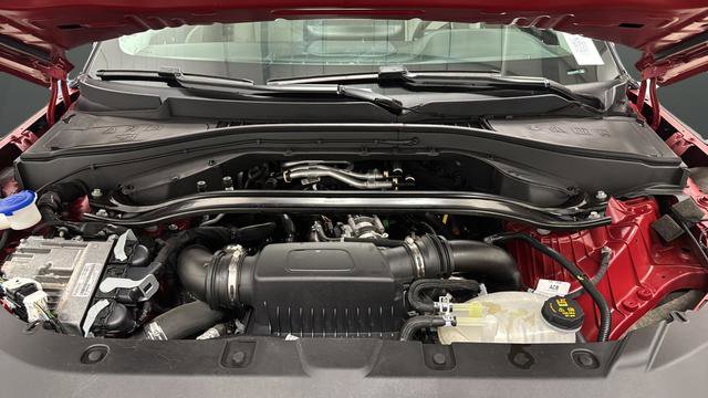 Used 2025 Lincoln Aviator AWD image 35