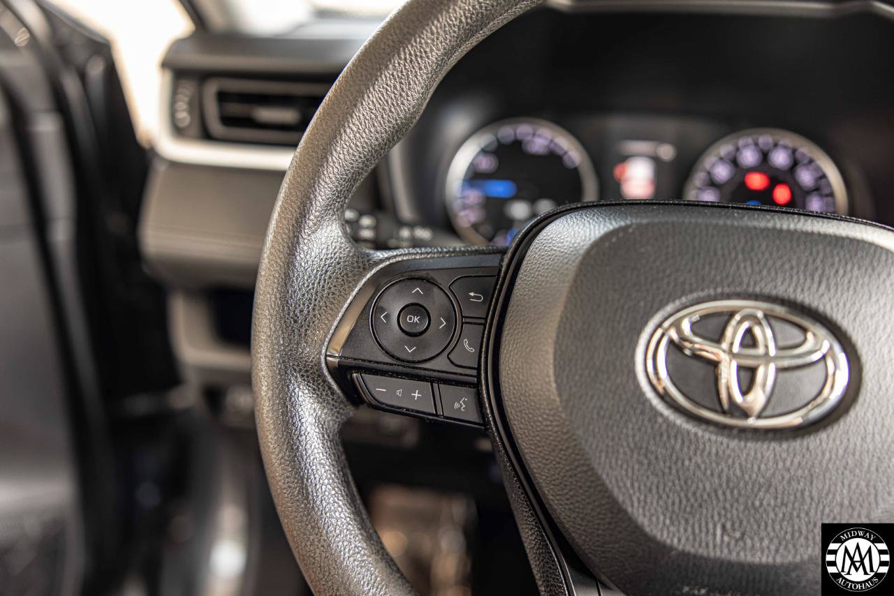 Used 2021 Toyota RAV4 XLE w/ Convenience Package AWD/4WD image 20