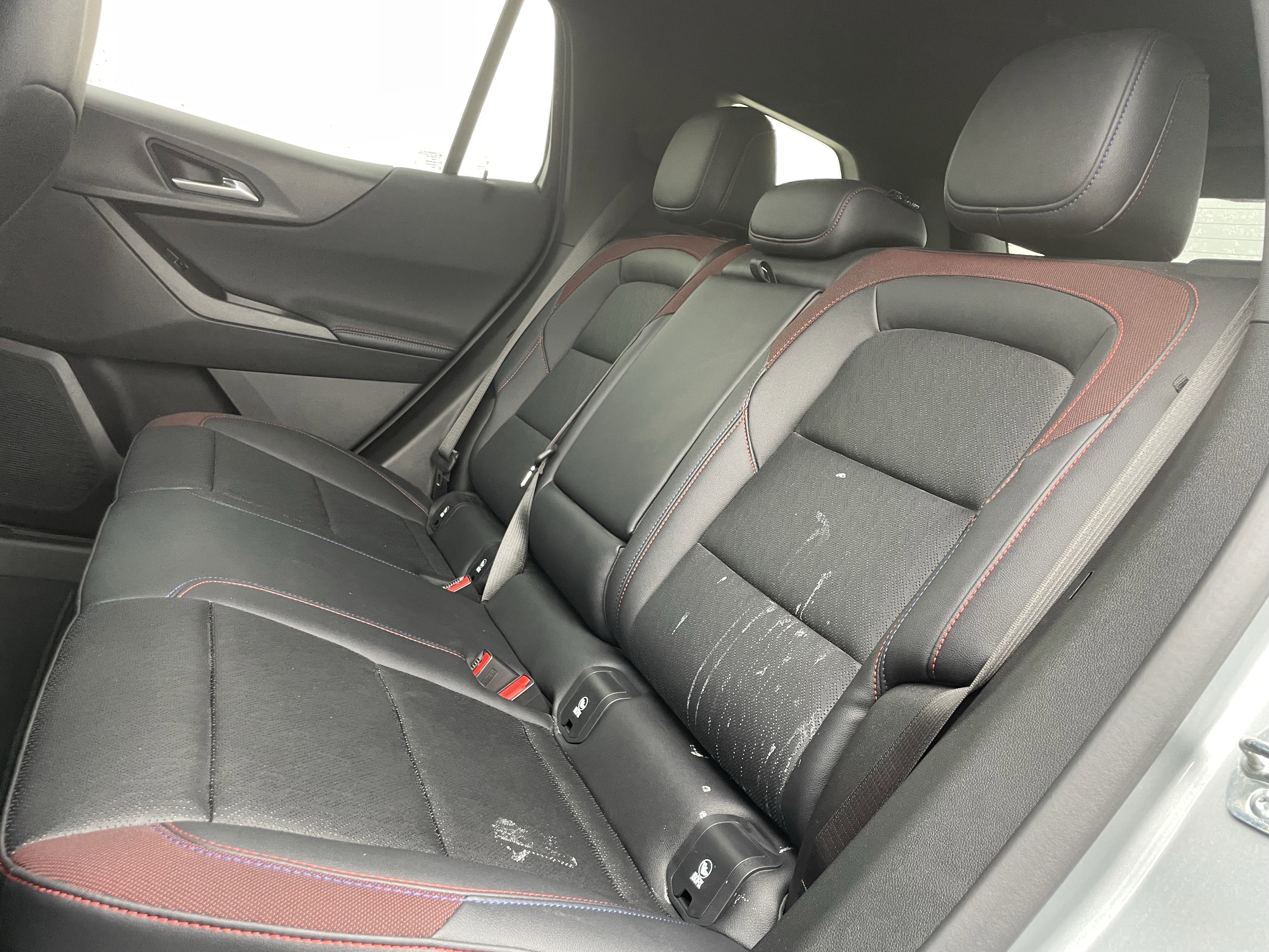 Used 2025 Chevrolet Equinox RS w/ Safety and Technology Package image 13