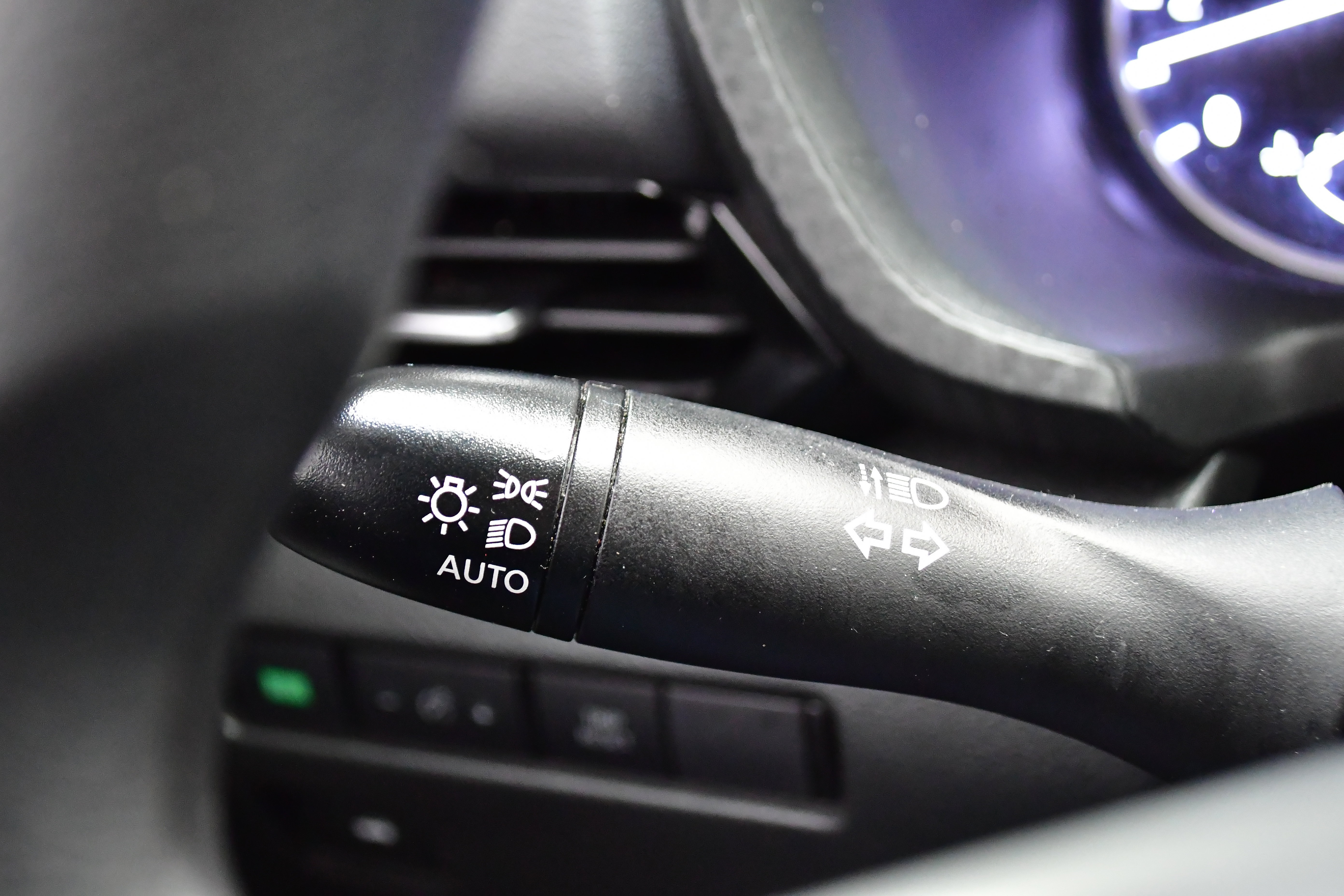 Used 2023 Nissan Sentra SV image 17