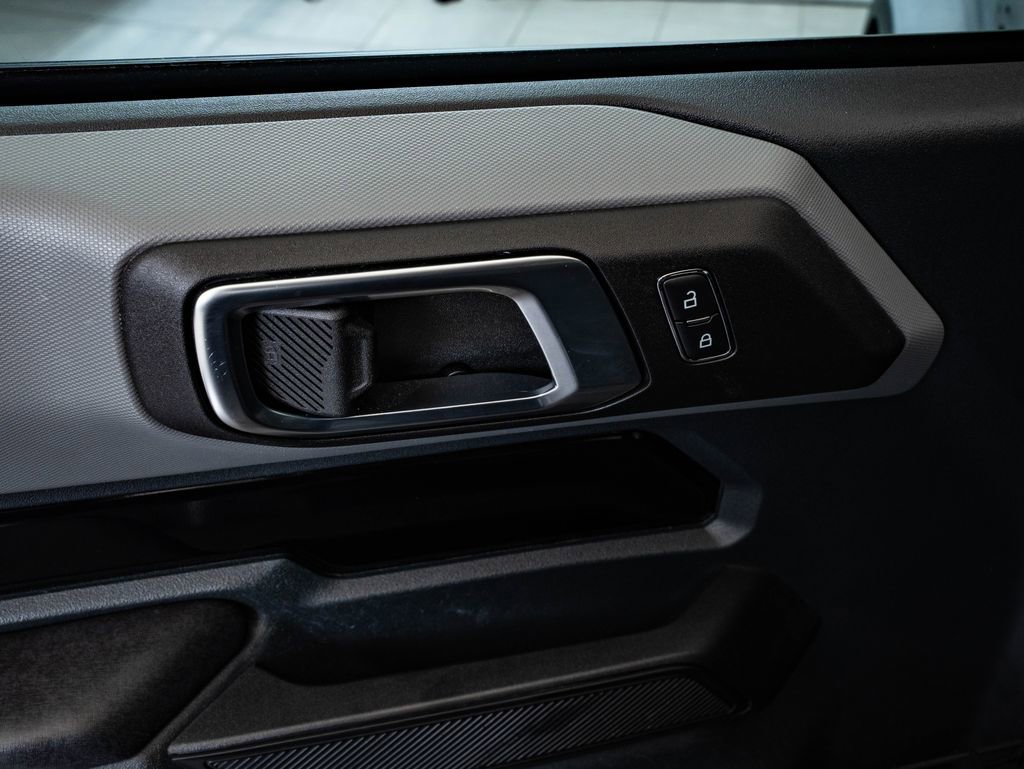 Used 2024 Ford Bronco Big Bend image 25