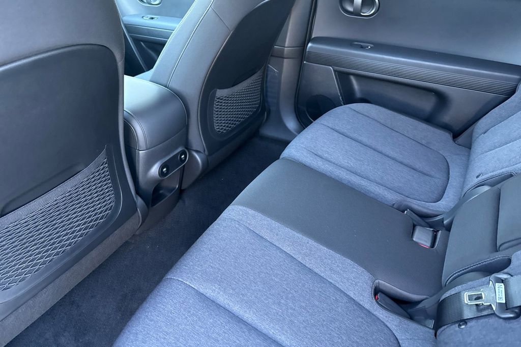New 2026 Hyundai Ioniq 5 SE image 9