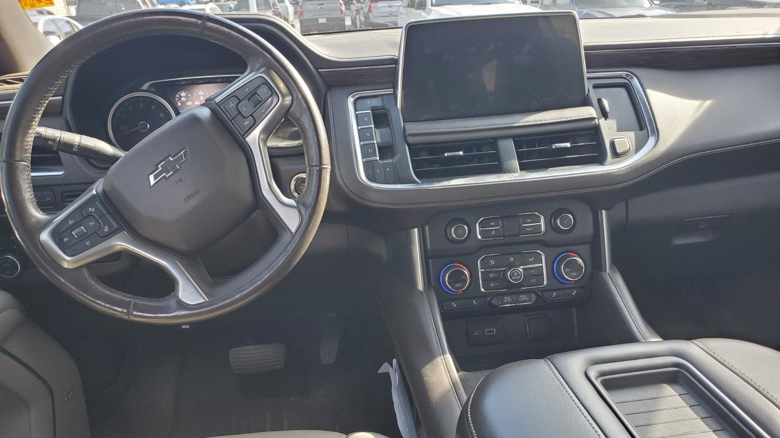 Used 2021 Chevrolet Suburban Z71 w/ Z71 Off-Road Package AWD/4WD image 8