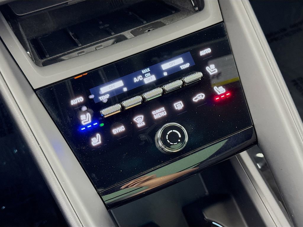 Certified 2024 Porsche Macan 4 Electric image 21