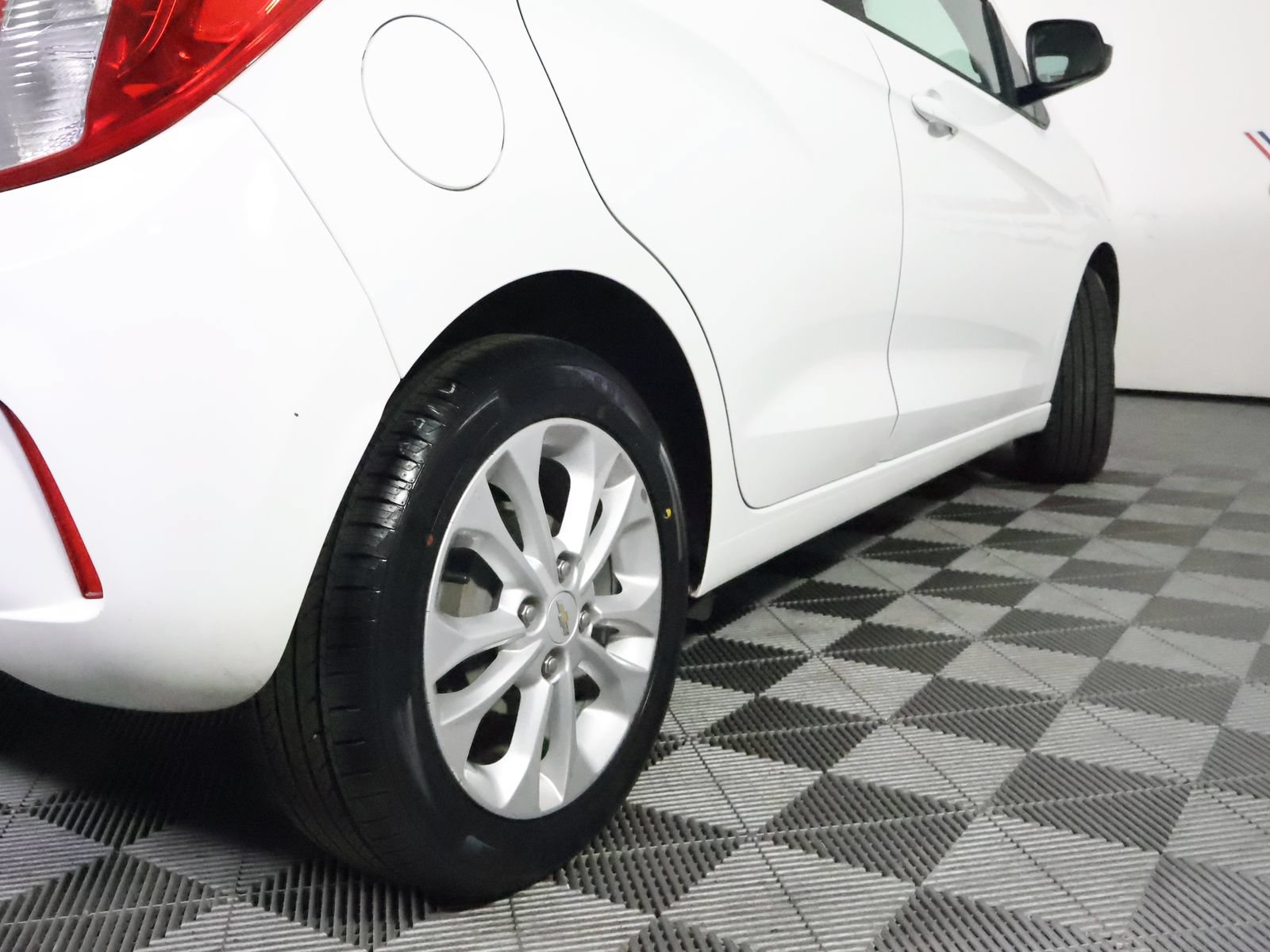 Used 2020 Chevrolet Spark LT FWD image 12