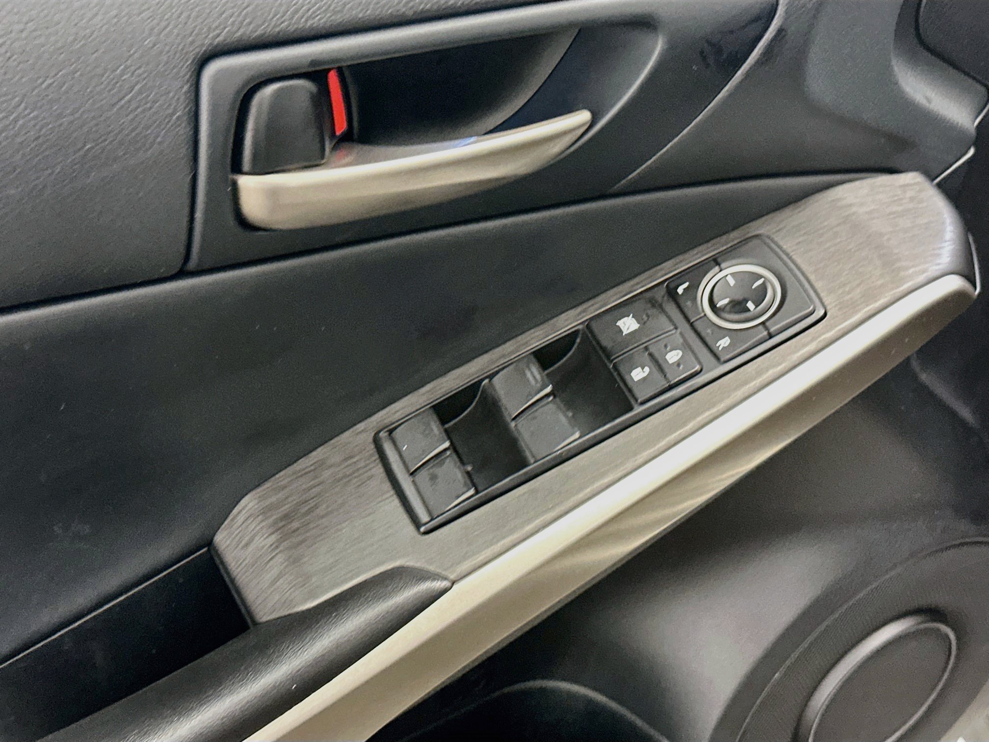 Used 2020 Lexus IS 350 F Sport w/ F Sport Package AWD/4WD image 15