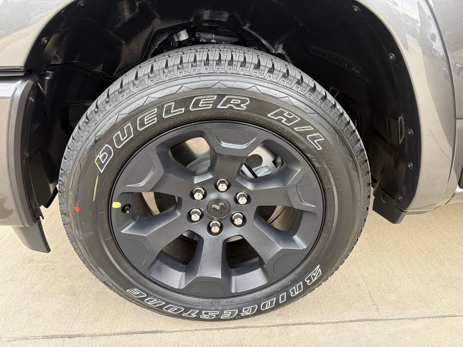 New 2027 RAM 1500 4x4 Crew Cab image 13