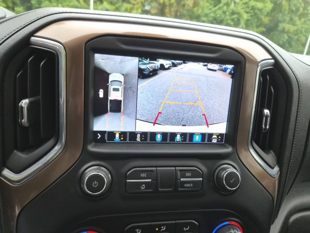 Used 2021 Chevrolet Silverado 1500 High Country w/ Technology Package AWD/4WD image 31