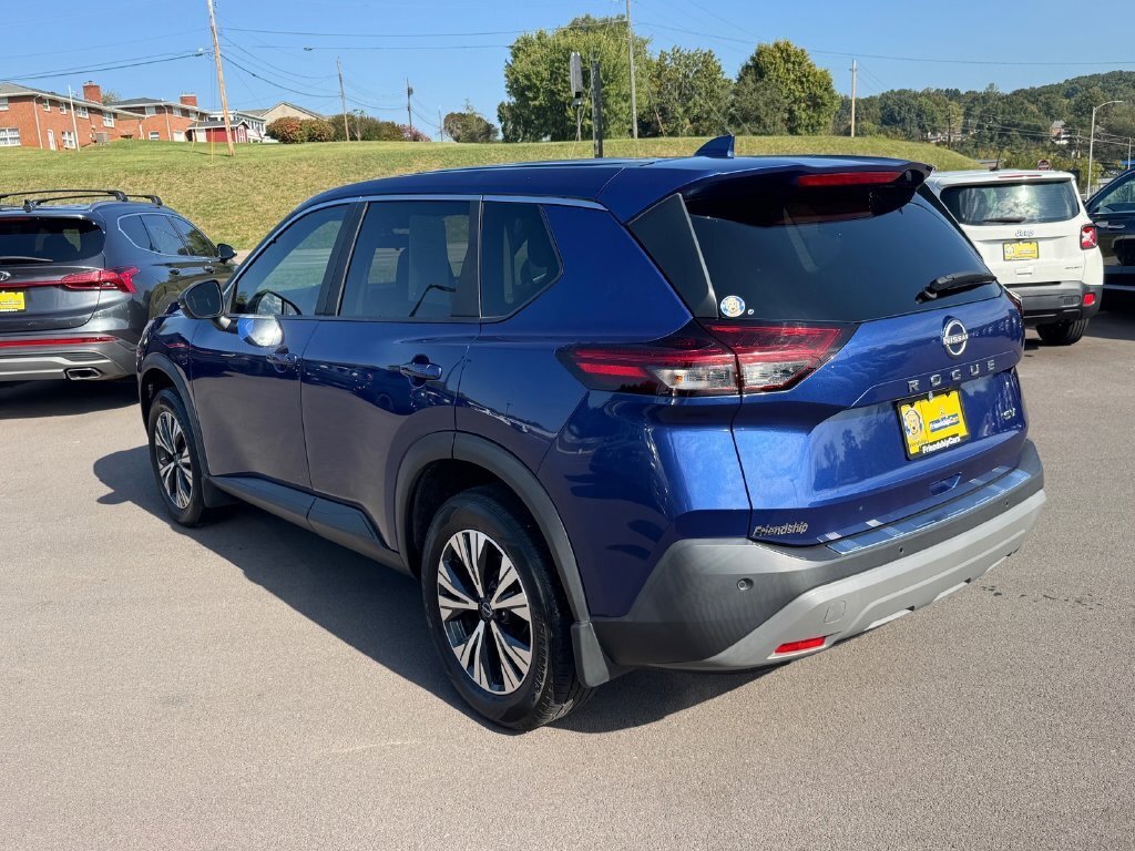 Used 2023 Nissan Rogue SV FWD image 5