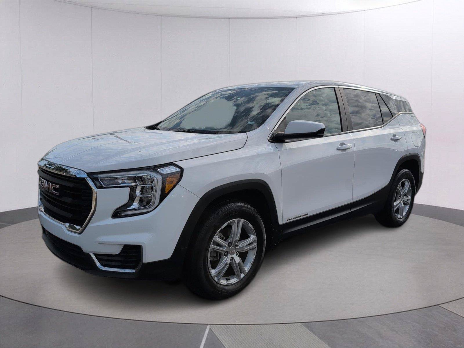 Used 2024 GMC Terrain SLE
