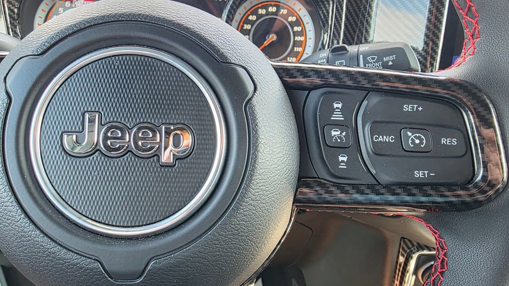 Used 2024 Jeep Wrangler Unlimited Rubicon w/ Technology Group image 29