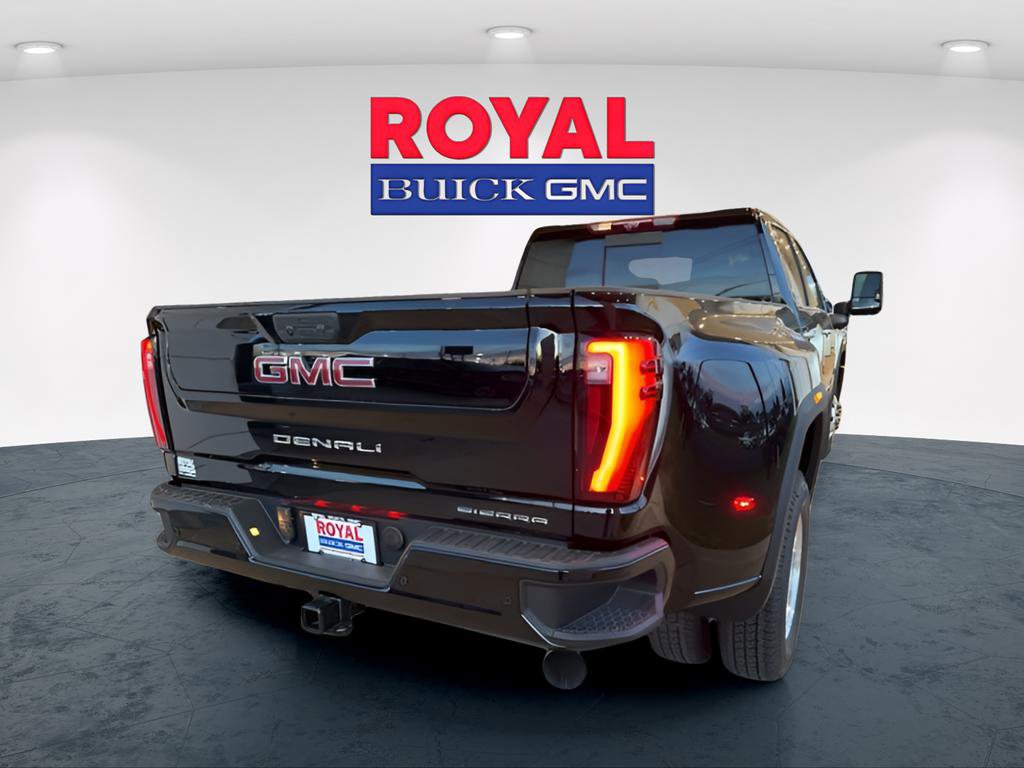 New 2026 GMC Sierra 3500 Denali w/ Technology Package image 11