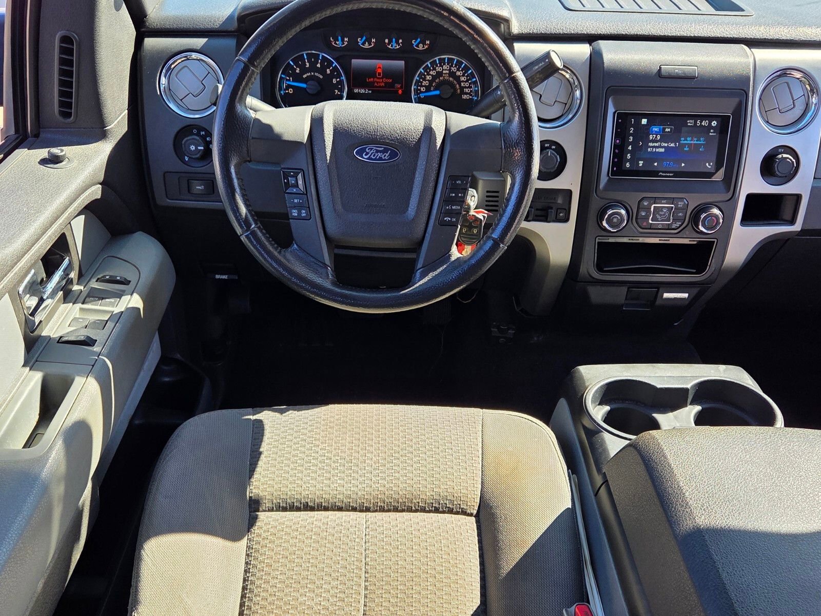 Used 2013 Ford F150 XLT w/ Luxury Equipment Group image 7