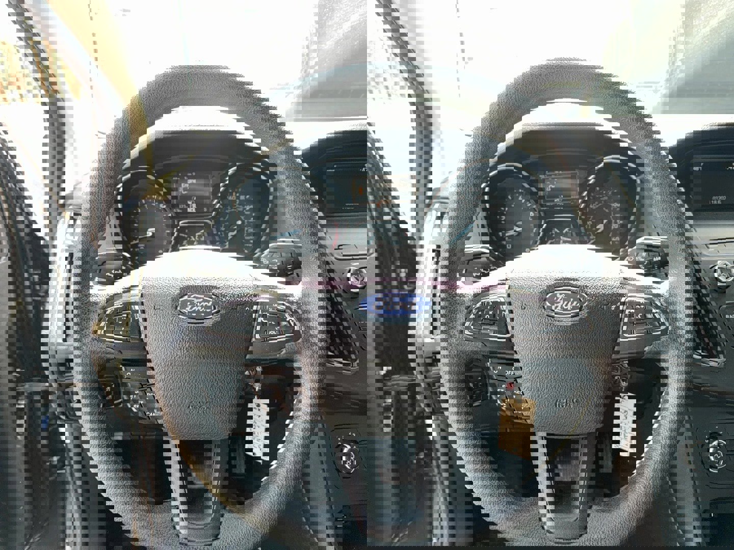 Used 2018 Ford Focus SE FWD image 10