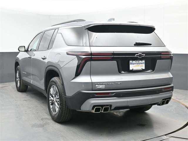 Certified 2025 Chevrolet Traverse LT w/ Driver Confidence Package image 12