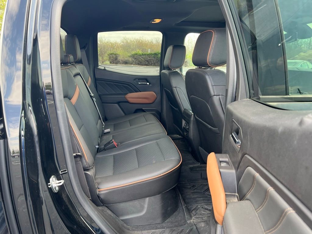 Used 2023 GMC Canyon AT4 w/ AT4 Premium Package image 11