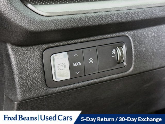 Used 2026 Chevrolet Traverse LT w/ Driver Confidence Package FWD image 17