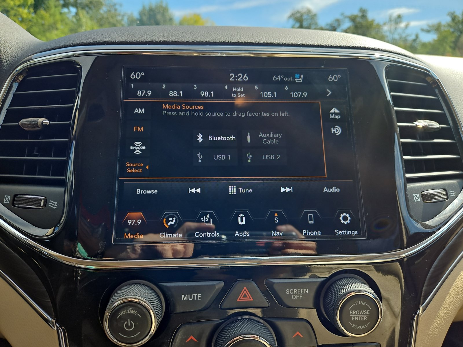 Used 2021 Jeep Grand Cherokee Limited w/ Luxury Group II AWD/4WD image 21