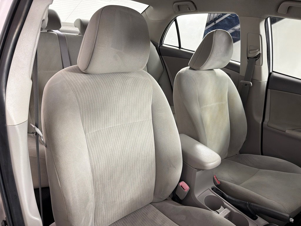 Used 2010 Toyota Corolla LE image 23