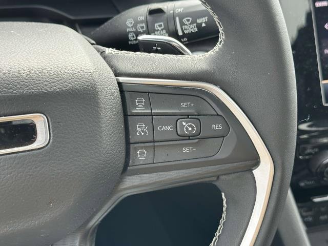 Certified 2023 Jeep Grand Cherokee Altitude image 25