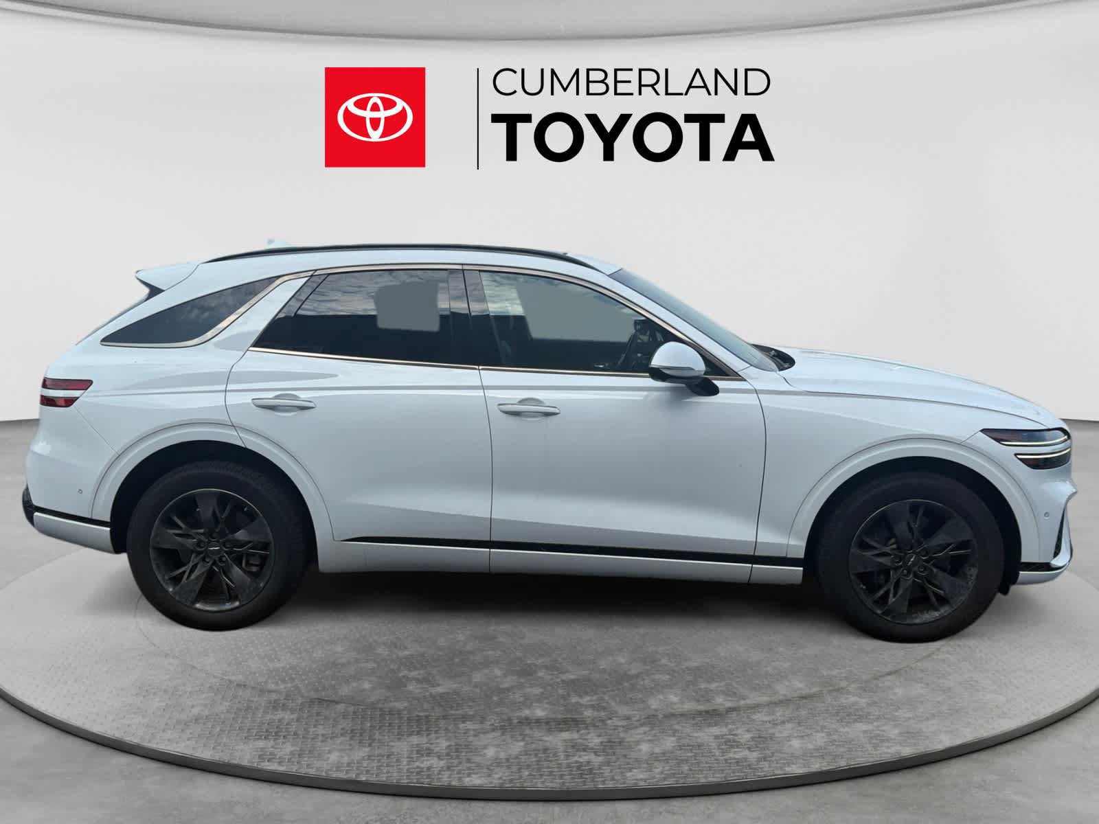 Used 2022 Genesis GV70 3.5T Sport w/ Sport Advanced Package AWD/4WD image 6