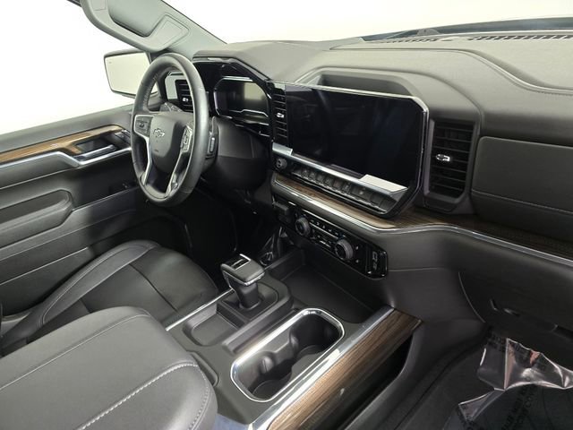 Used 2023 Chevrolet Silverado 1500 RST w/ Rally Edition AWD/4WD image 11