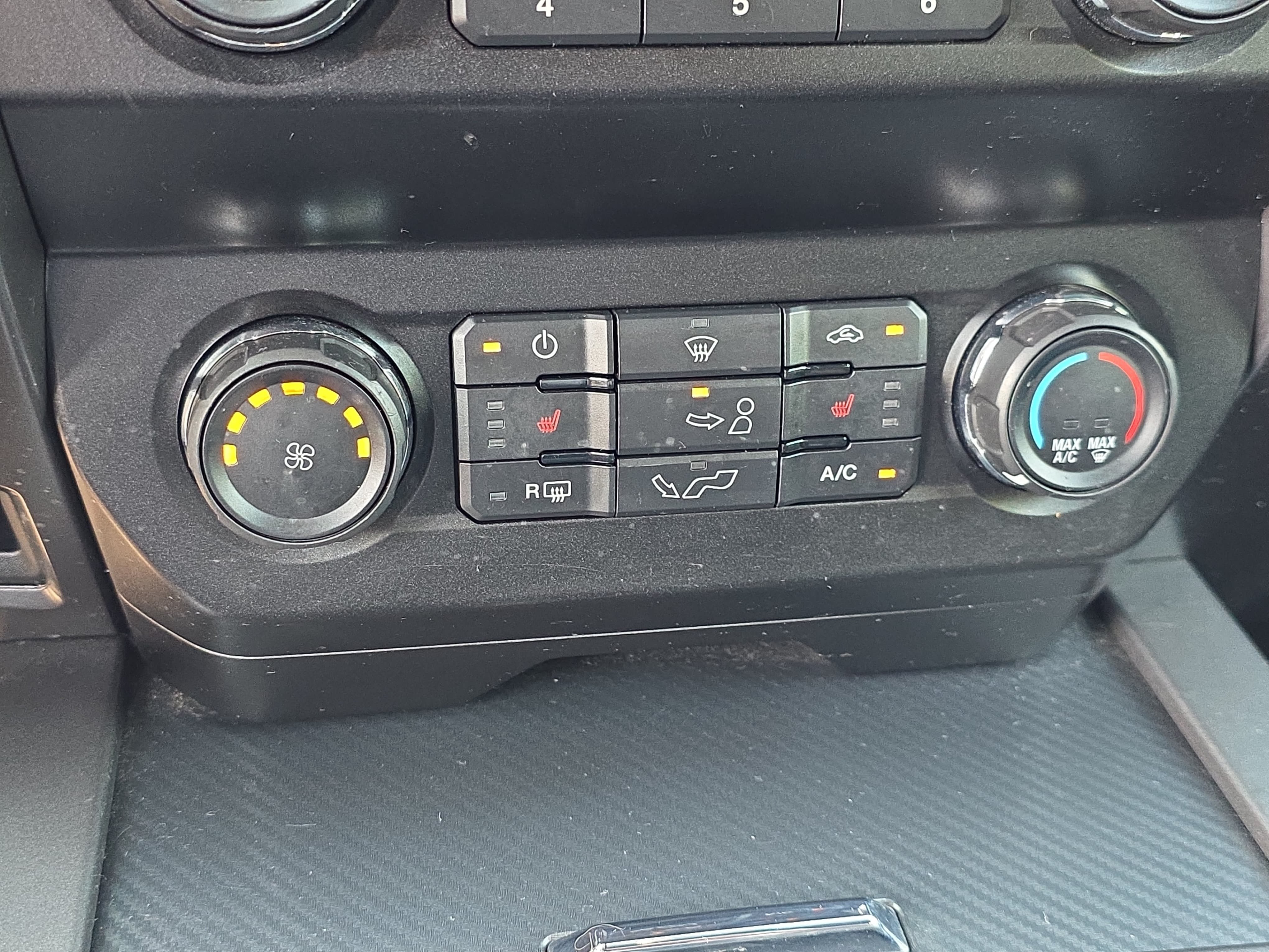 Used 2020 Ford F150 XLT w/ Equipment Group 302A Luxury AWD/4WD image 21