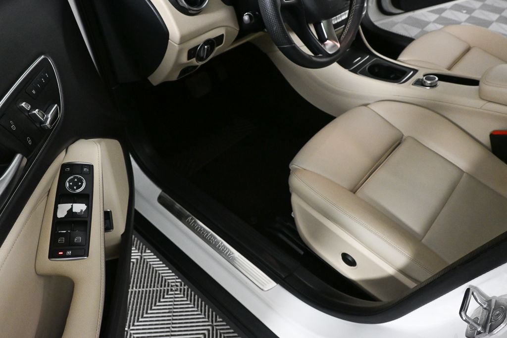 Certified 2020 Mercedes-Benz GLA 250 4MATIC image 7