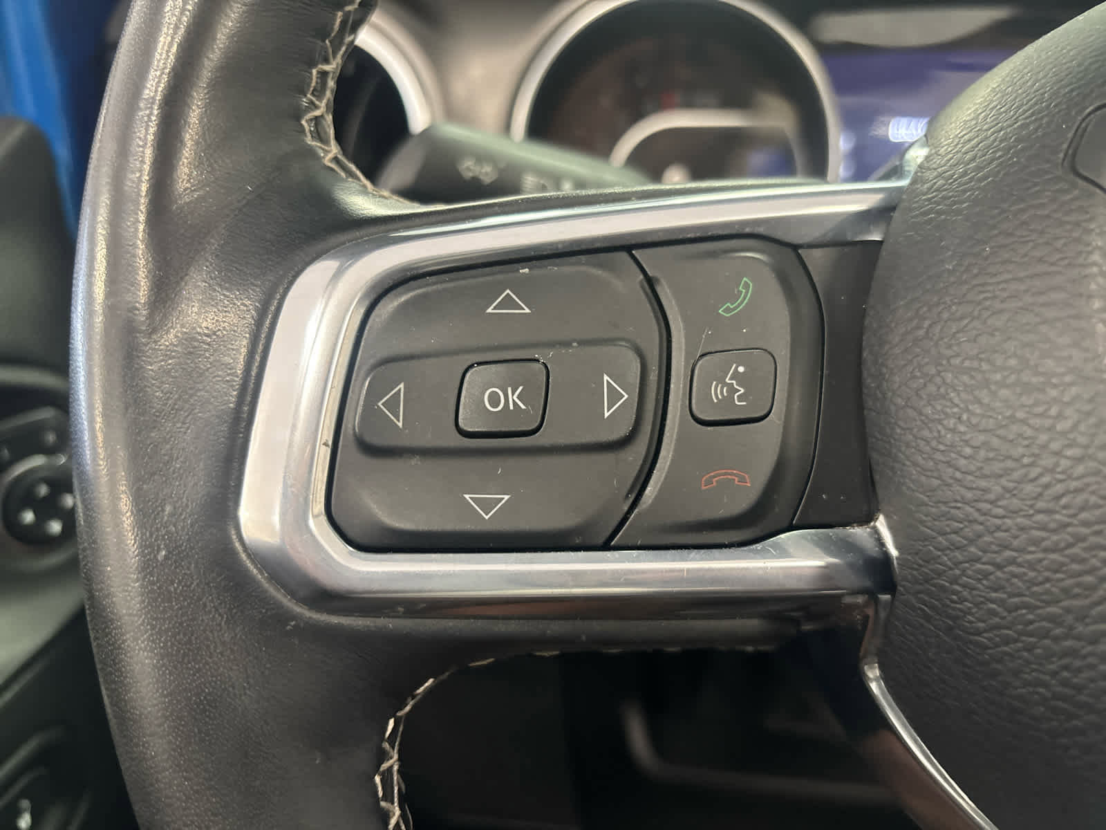 Used 2022 Jeep Gladiator Rubicon w/ Cold Weather Group image 23