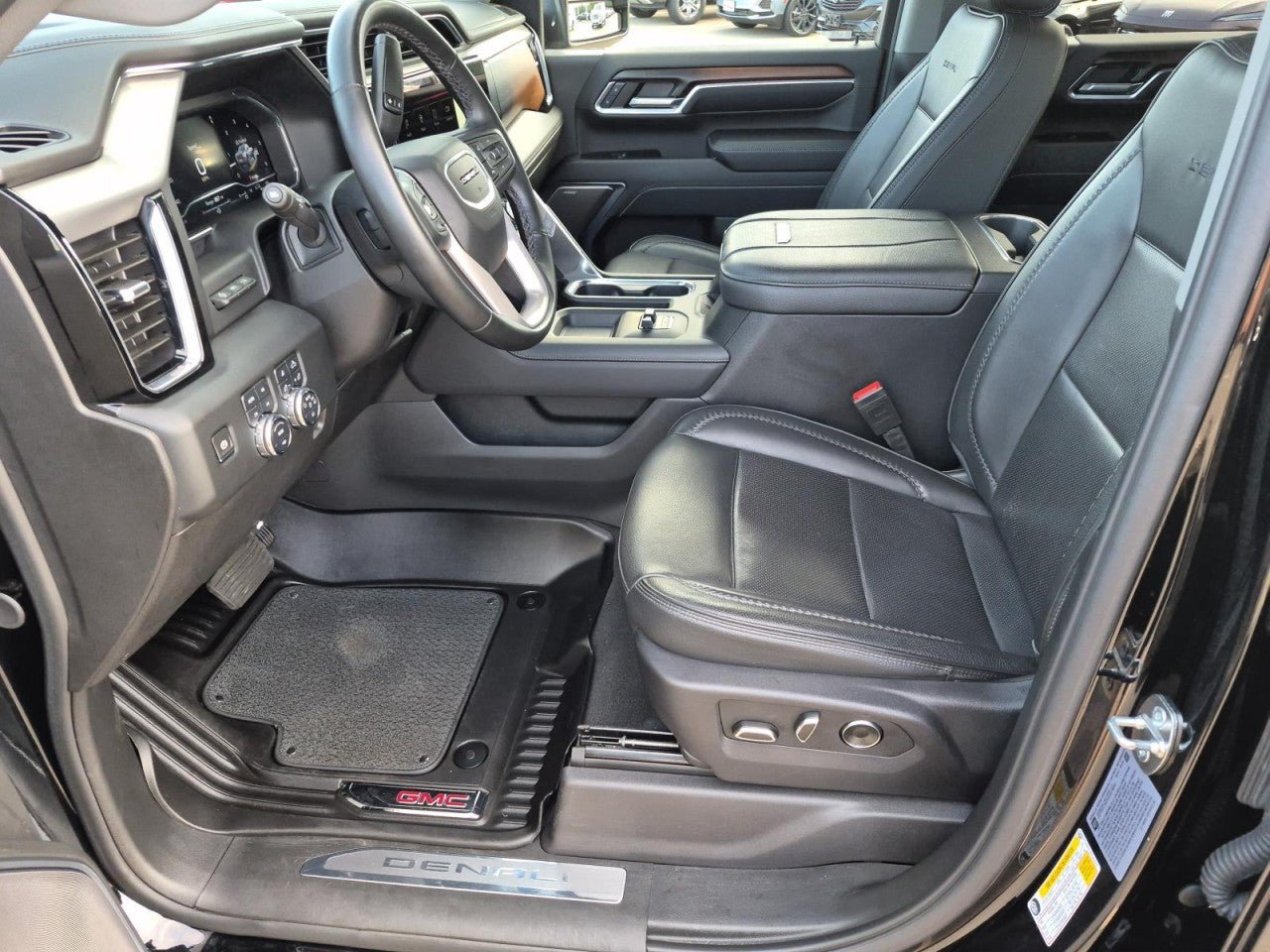 Certified 2024 GMC Sierra 2500 Denali w/ Denali Reserve Package AWD/4WD image 10