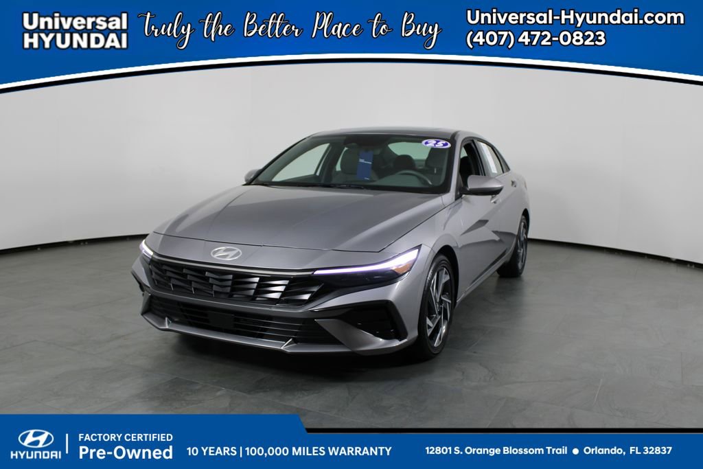 Used 2025 Hyundai Elantra SEL image 1