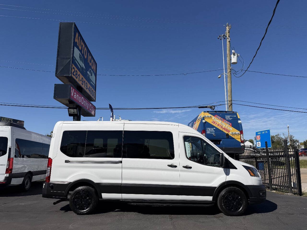 Used 2020 Ford Transit 350 XL RWD image 3