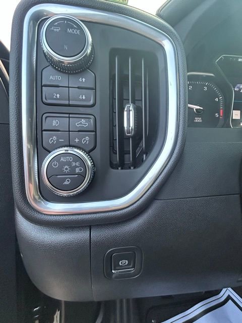 Used 2022 GMC Sierra 3500 Denali image 21