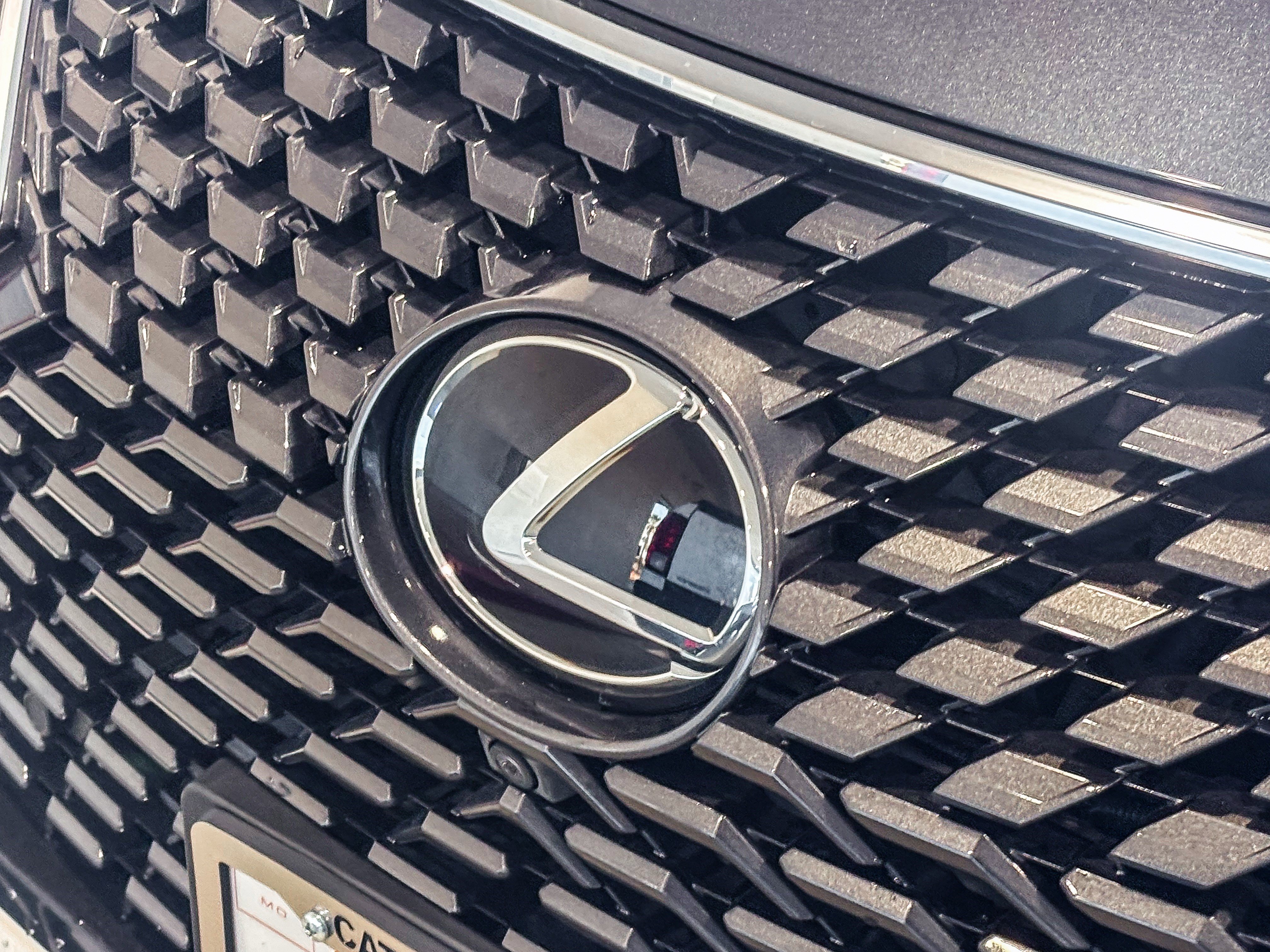 Used 2022 Lexus RX 350L FWD w/ Premium Package image 11