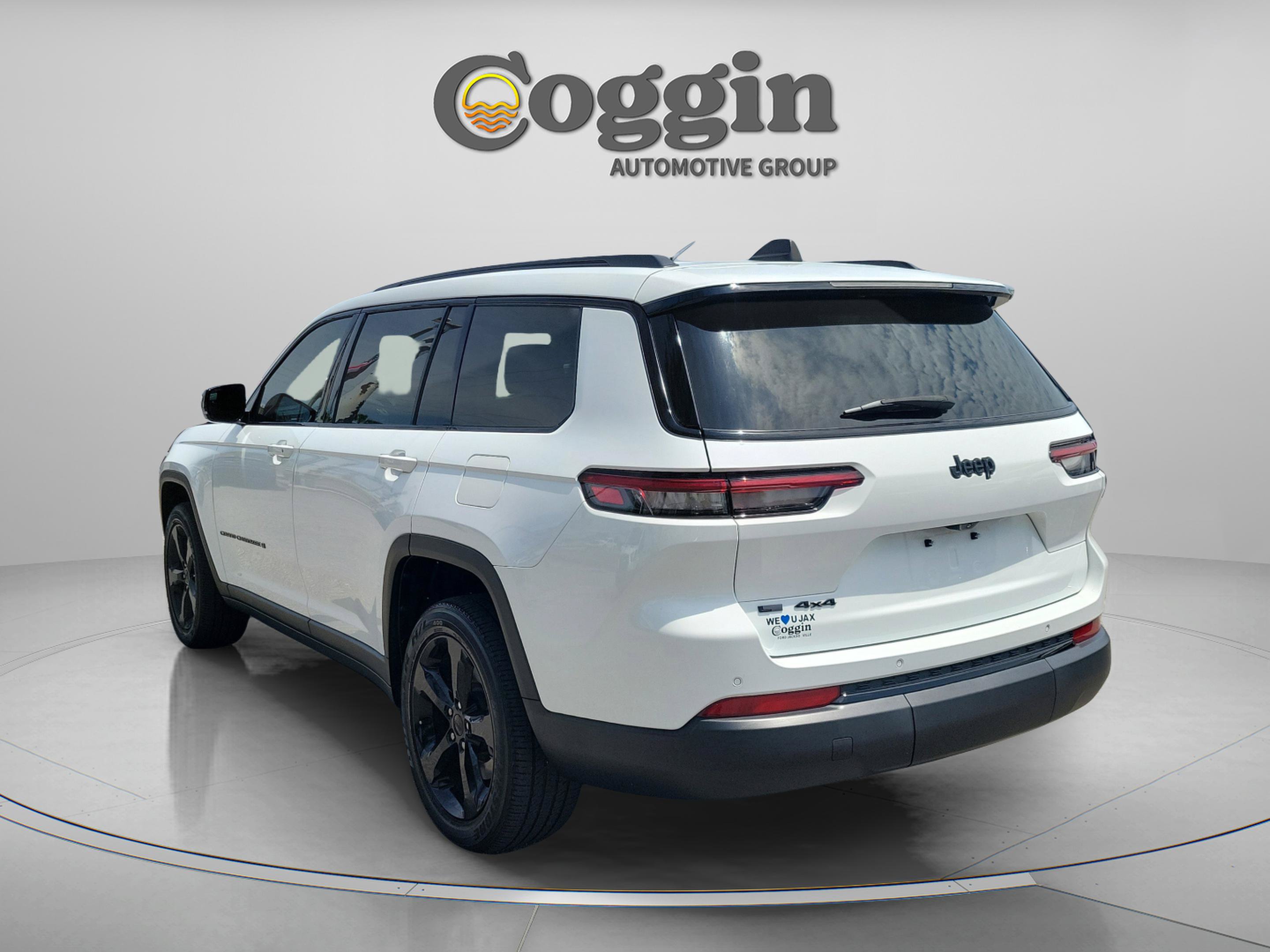 Used 2023 Jeep Grand Cherokee L Laredo AWD/4WD video 2