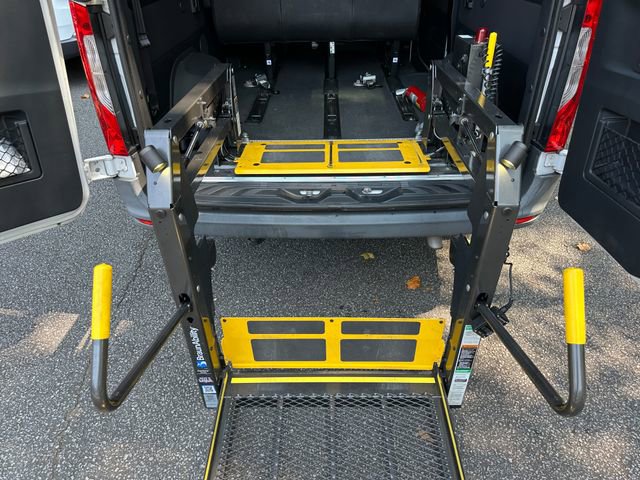 Used 2021 Mercedes-Benz Sprinter 2500 image 38