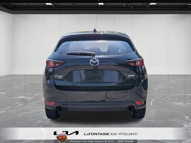 Used 2017 MAZDA CX-5 Touring w/ Preferred Equipment Package AWD/4WD image 4