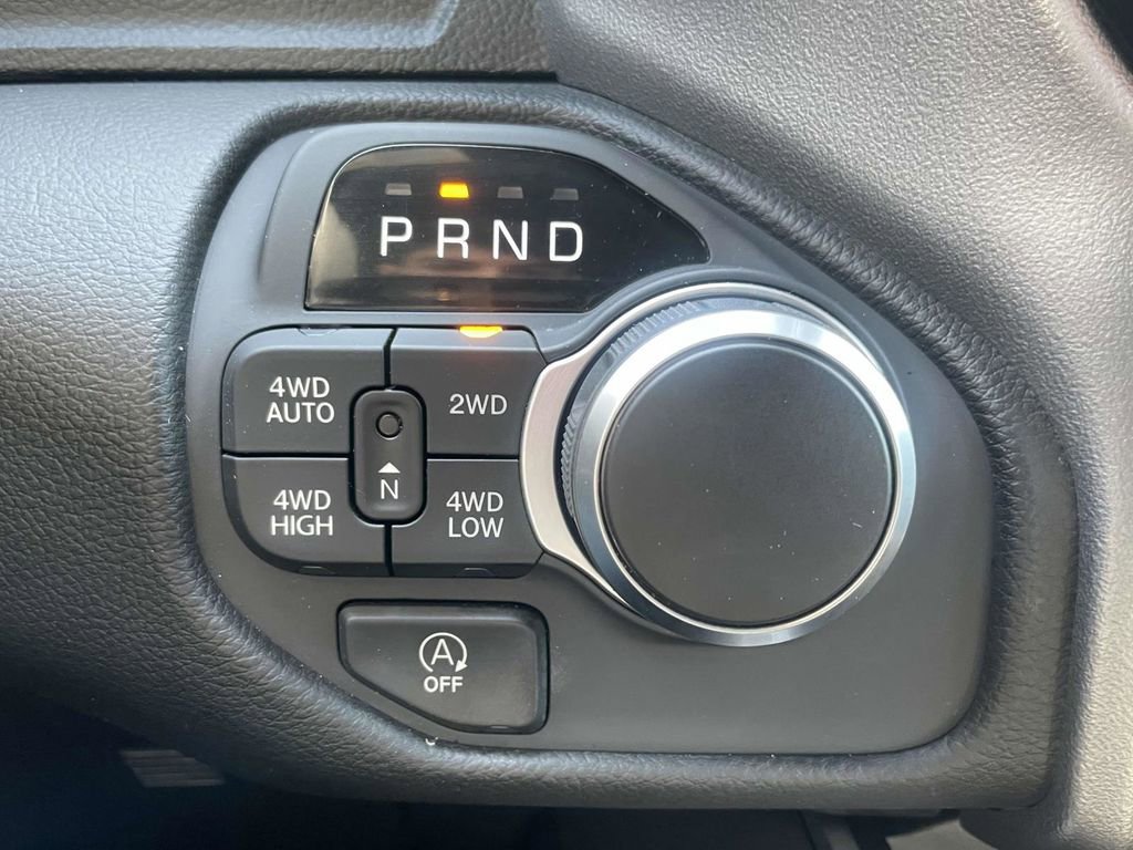 Used 2025 RAM 1500 Big Horn image 37