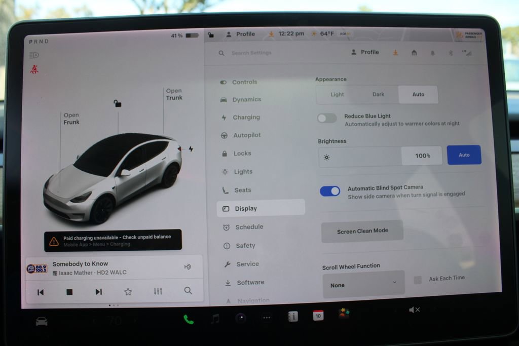 Used 2021 Tesla Model Y Long Range image 40