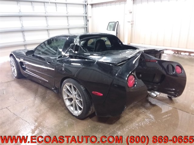Used 2003 Chevrolet Corvette Coupe w/ Preferred Equipment Group RWD image 5