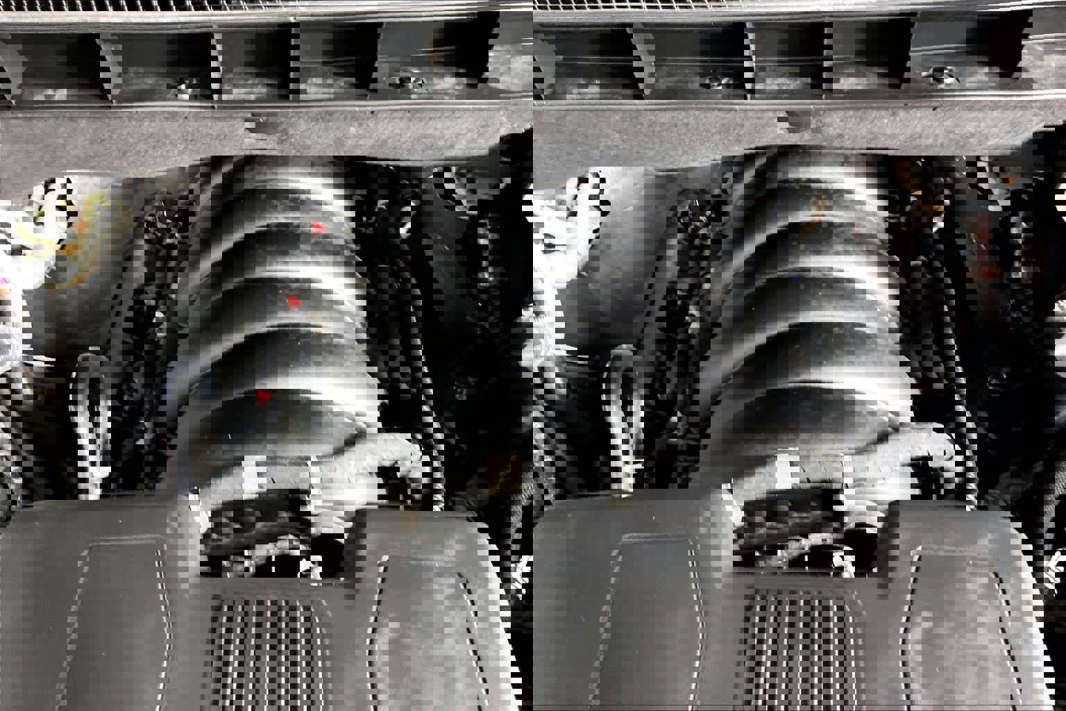 Used 2024 Cadillac Escalade Luxury RWD image 30