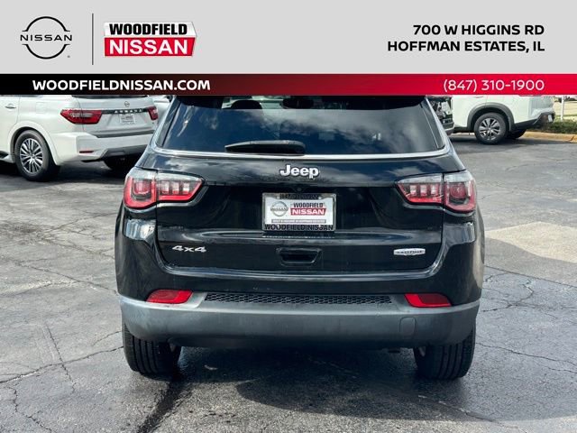 Used 2017 Jeep Compass Latitude w/ Popular Equipment Group image 5