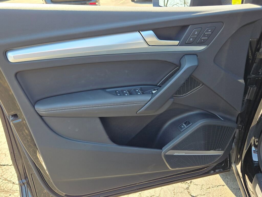 Used 2025 Audi Q5 2.0T Premium Plus image 35