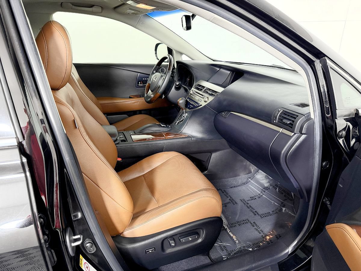 Used 2015 Lexus RX 450h AWD image 45