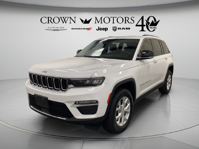 Used 2023 Jeep Grand Cherokee Limited AWD/4WD image 11