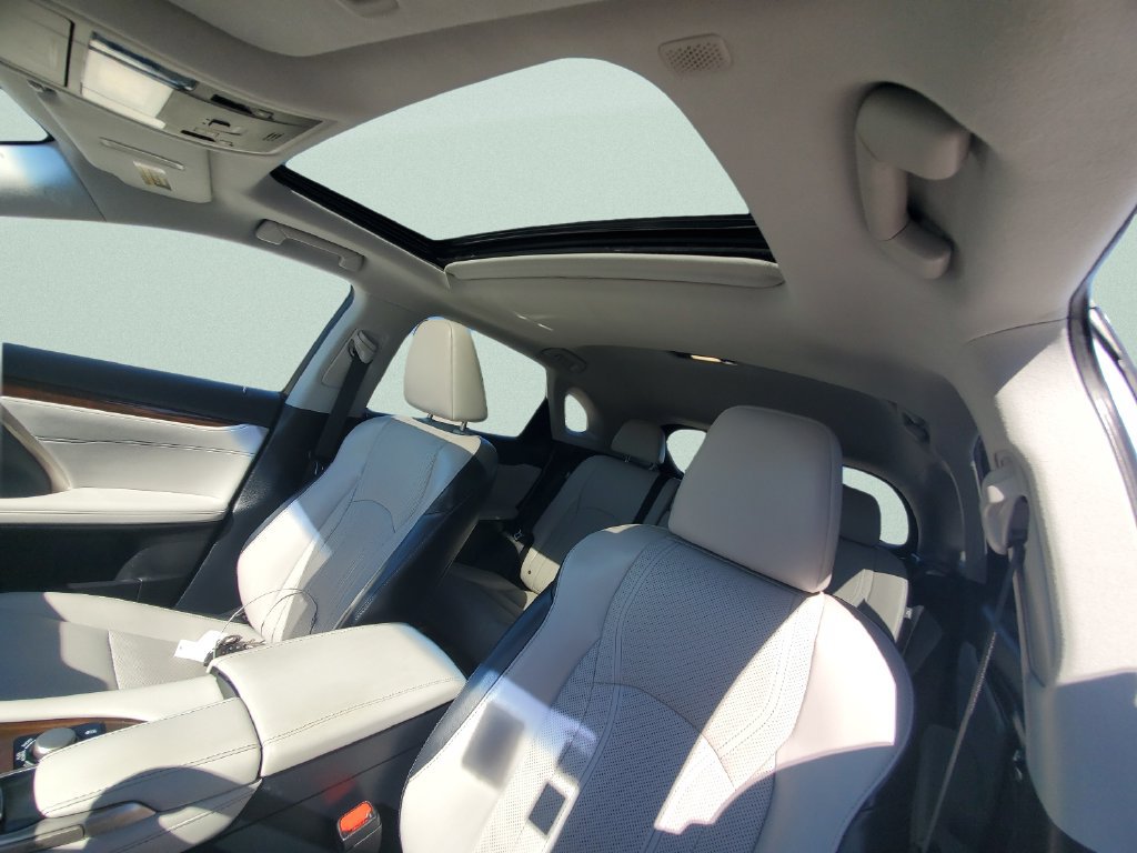Used 2019 Lexus RX 350 FWD w/ Navigation Package image 28
