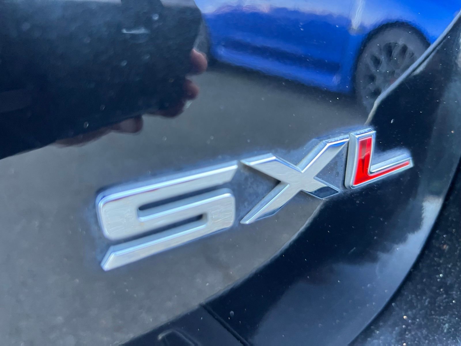 Used 2016 Kia Sedona SX Limited FWD image 5