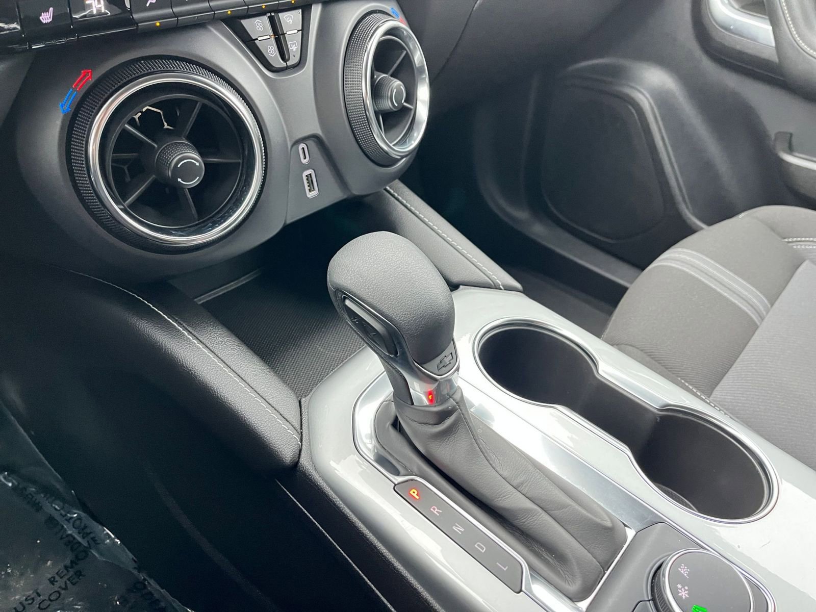 Used 2025 Chevrolet Blazer LT image 41