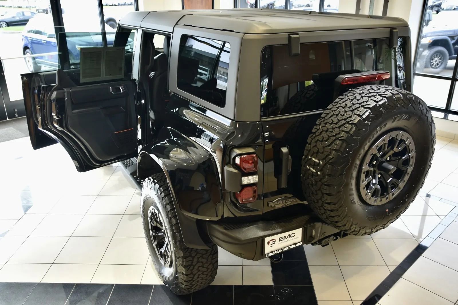 Used 2024 Ford Bronco Raptor image 8