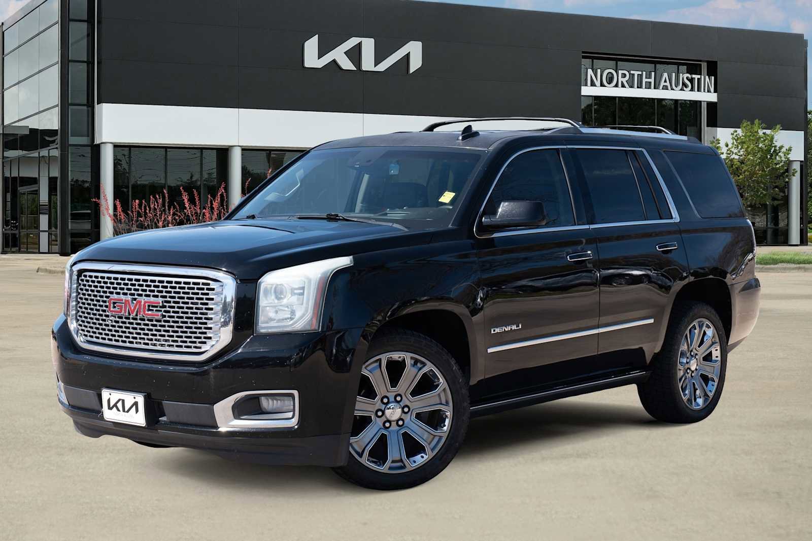 Used 2015 GMC Yukon Denali w/ Premium Package